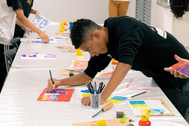 Agenda cultural do DF no fim de semana tem shows, feiras e espetáculos